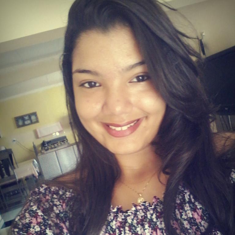 quefoimariana's profile picture. Tô no twitter desde junho de 2011. E desde junho de 2011 eu venho procurando algo de interessante pra colocar na bio.