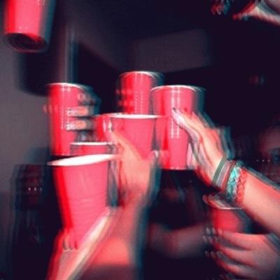 I wanna drink, wanna smoke, wanna feel it in my throat. na nah na nah na