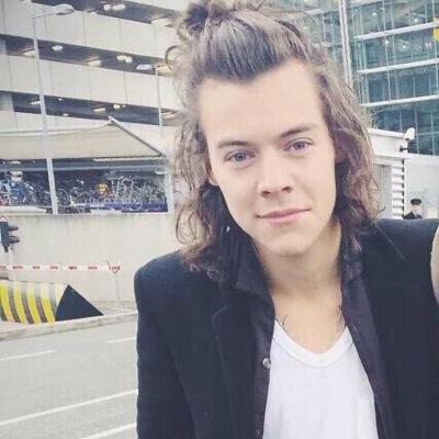 pls rt this bc @ilove4nipples gave you this free follow x she follows back x https://t.co/vbUaOBlgi3