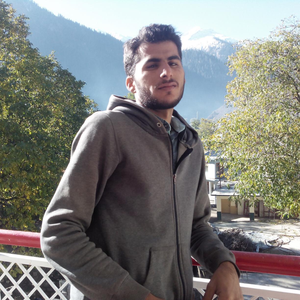 arshibcs's profile picture. Game Developer