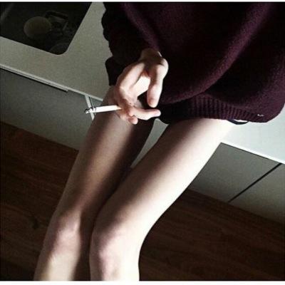 15 year old anorexia sufferer. Equestrian. My life my choices.