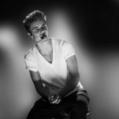 jusrauhl_mydrug's profile picture. I'll be the greatest fan of your life...160313BelieveTour✨ 221116PurposeToure