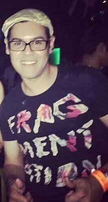 no sueñes tu vida..  mejor vive tus sueños antes que pase la vida