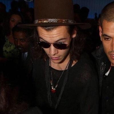 @Harry_Styles è la mia unica ragione di vita.