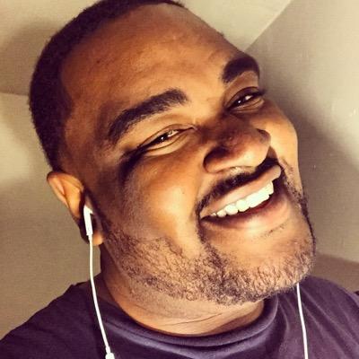 Songwriter/Singer/Background Vocalist 


http://t.co/CLoak6sTCi
