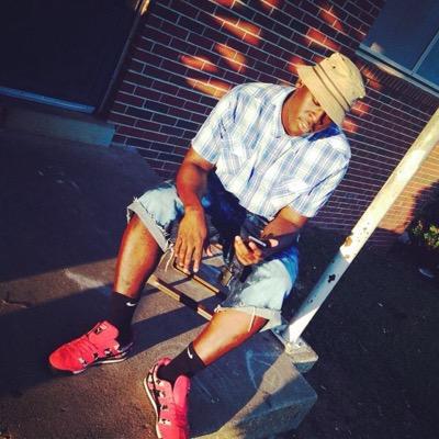 Soulja_BG's profile picture. Artist/Song Writer/Music Is Not A Hobby To Me Its My Passion/ Booking and Collabs-bgsoulja27@gmail.com /Rest Up Meat I Do This For Yhu! #BottomGang #NoPressure