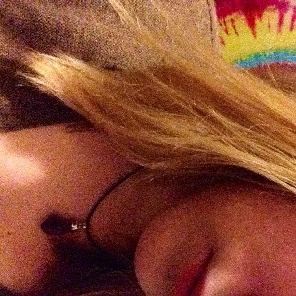miles from nowhere ☯