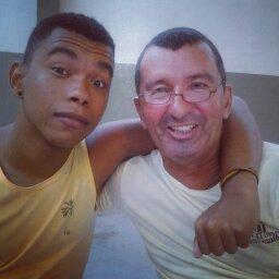 eu  só   flamenguista gosto muito  de cume comida  ... gosto  de  todas  as  musicas...   sou  educado e  muito  decidido..  esse 
sou  eu.. vlw