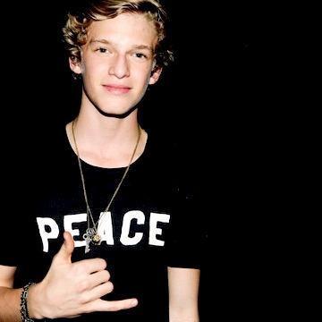 ¿Quieres enterarte todo sobre Cody Simpson? -Da RT a nuestros #CodyHechos que estan en favoritos. Trabajamos en la CIA por eso sabemos tanto ;)