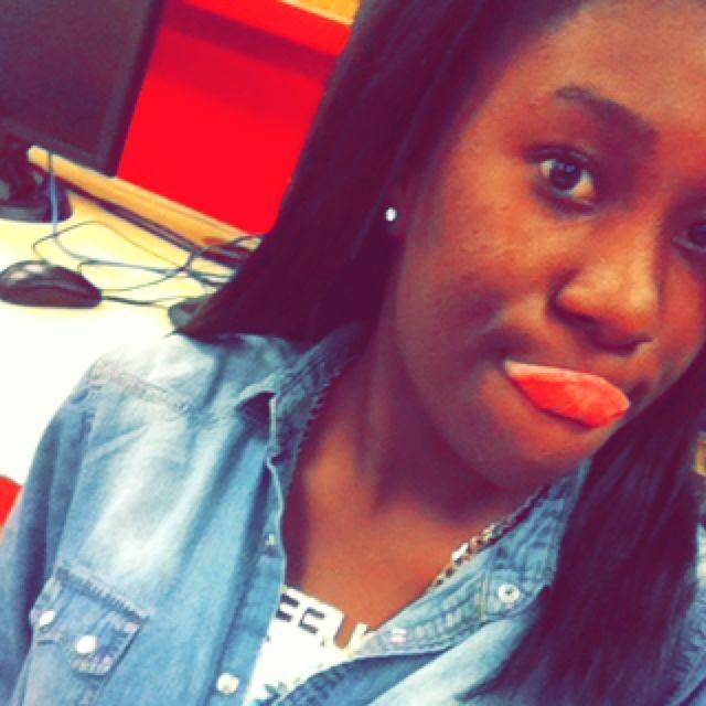 This is just my back up account ! Follow me ... but my MAIN account is @boogie_szbf
