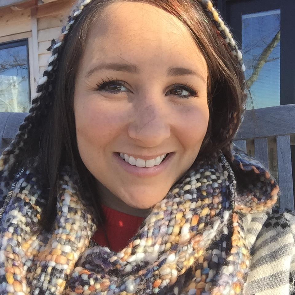 AbeyFoster's profile picture. Live music lover & Cheez-It Queen