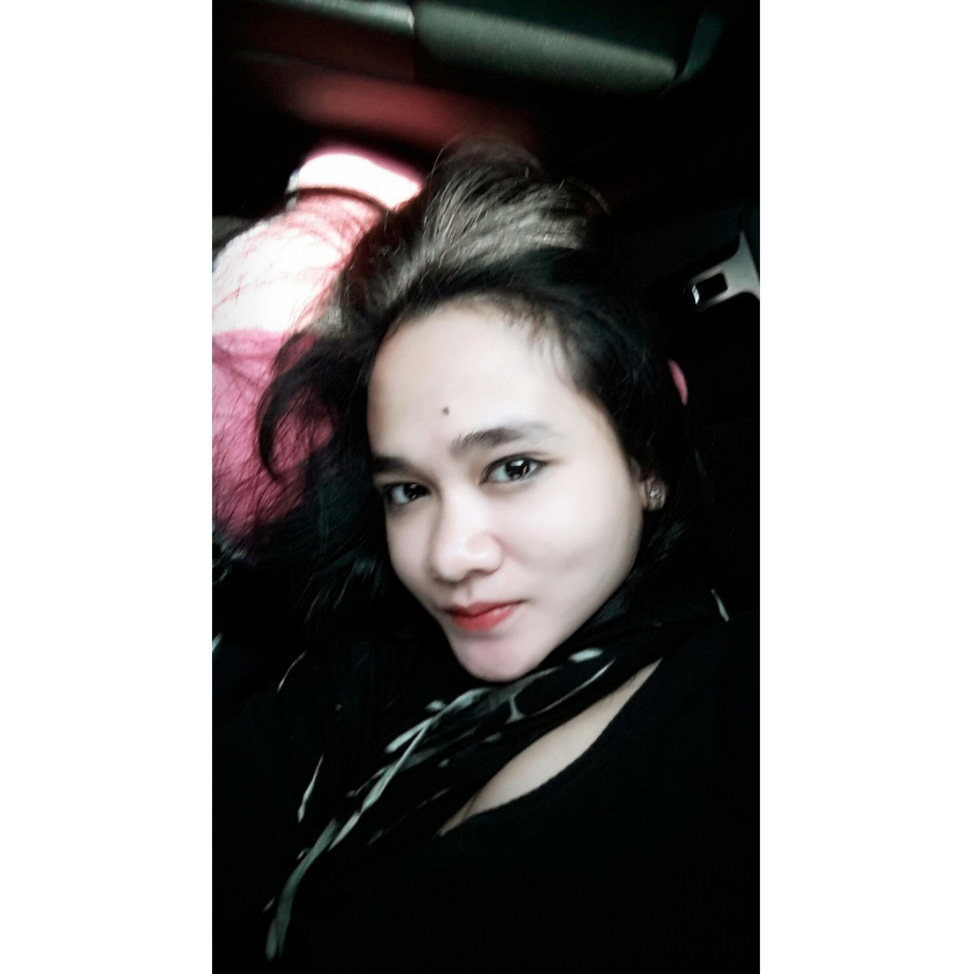 Instagram: @fshela