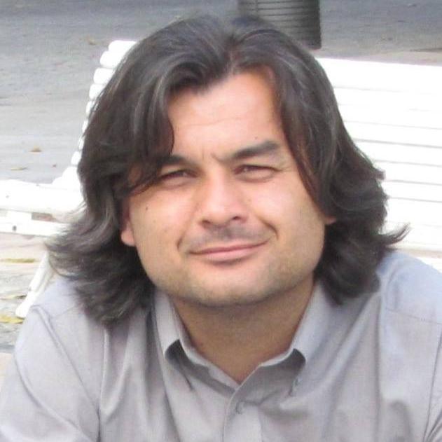 cronicatugas's profile picture. Escritor (textos humorísticos)