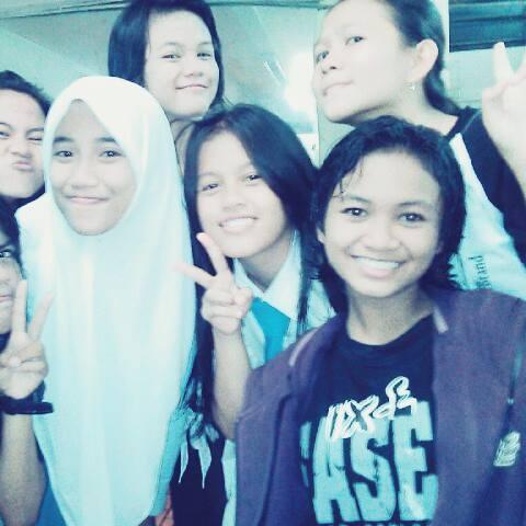 25 Okt 1999 | PaskibraSmkn8Sby | XI - Jasa boga 2 |