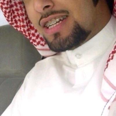 مهما احببت ومهما حاولت ان تُحب يبقئ بالقلبِ شخصُ لا يستحيل ان يمحوه الزمن ..!!” عاصمةالربيع؛؛რ♥