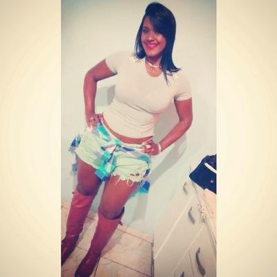 A SORRIR EU PRETENDO LEVAR A VIDA... 
http://t.co/eGk5fLS4jA