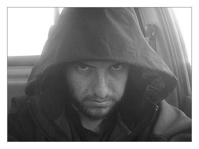 Lephalalelicka's profile picture. I looooooov 2 make girls scream and cum I a guy