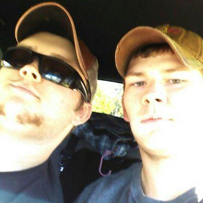 0db8d6b5d906431's profile picture. 