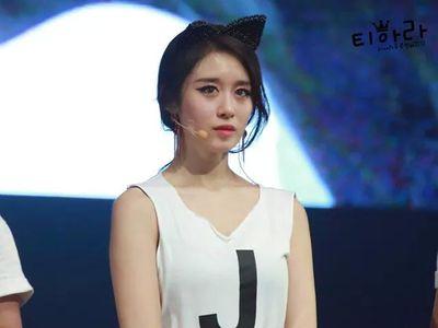 Jiyeon Park | 15 years old | Seoul | Phil