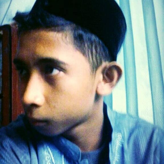 Adidassquad B-] ,. http://t.co/POxTvOVbph