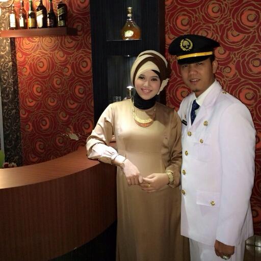 ♥ Happiest wife of Dwi Yudiansyah •
 Abdul Rafi Abqary Anindita's lovely mom •  Realistic and tenderhearted person ♥