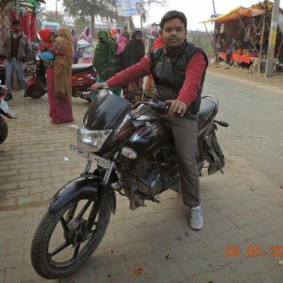 7e0c68d996ed46f's profile picture. male