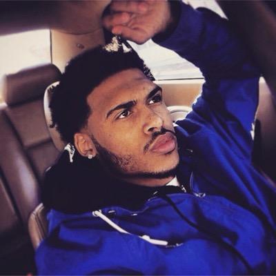 callmepapi7's profile picture. 23 / LA - London / Single / Instagram: youronlypapi_