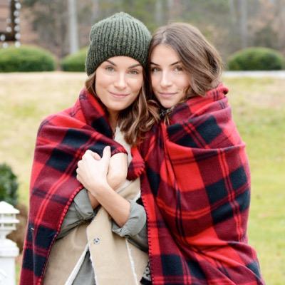 Twin Style Bloggers | Hamptons + Charlotte Inquiries: thetwincrowd@gmail.com