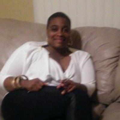 tarahjoy80's profile picture. 