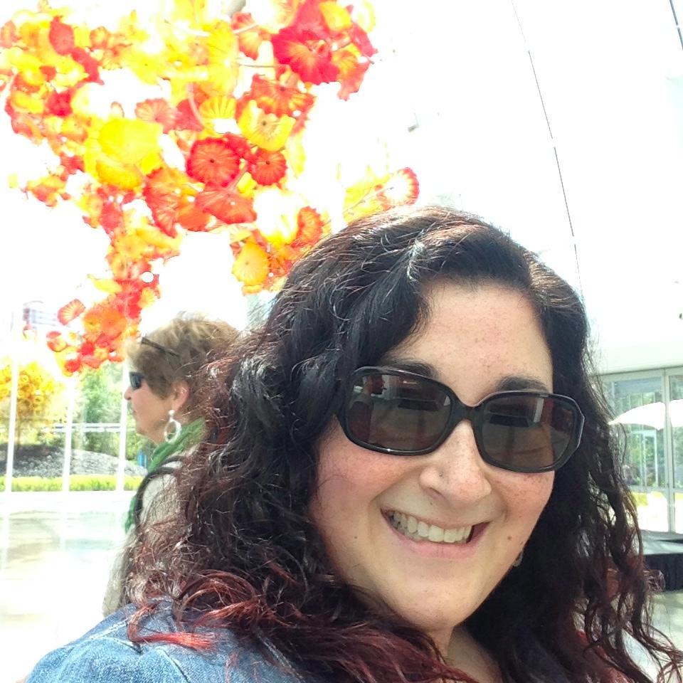Associate Director of Admissions at University of Washington Tacoma * Foodie * Choir Girl * History Buff * Disney Enthusiast