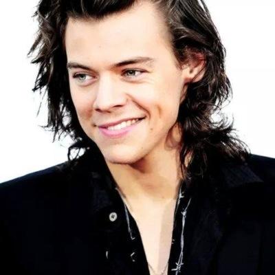 please go follow @perrielexxx @haroldftzm and @stefani_marissa bc I gave you a free follow, ilu xx