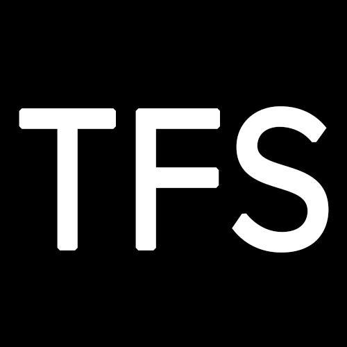 Vi är franska E-handelskonsulter - Vi twittrar från Göteborg om den fransktalande E-marknaden.
Den som gömmer sig bakom svart&vit logon heter Léo.