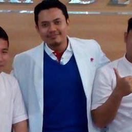 Sebab..doa bagai kayuhan sepeda..berpayah-payah, menghela-hela. Capaian kita, bukan buah kebetulan, tapi perahan keringat, darah, doa, yang dikayuh tanpa jeda