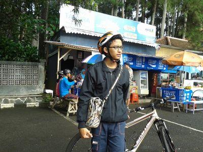 @9UPW15