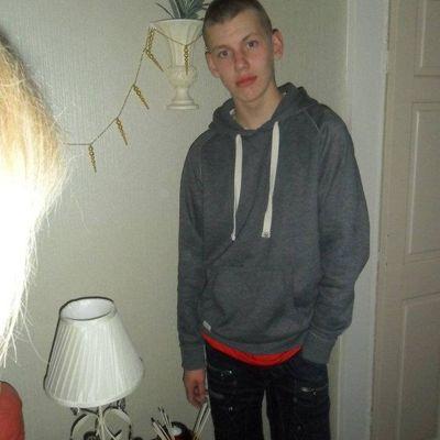 robprior30's profile picture. 30/04/95 live life to the full you never know when it's going to end