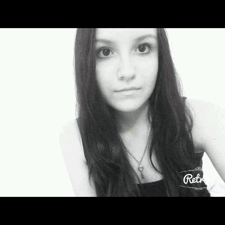 There's music to be heard, books to be read, movies to be seen and people to meet so don't give up just yet♥5sos♥