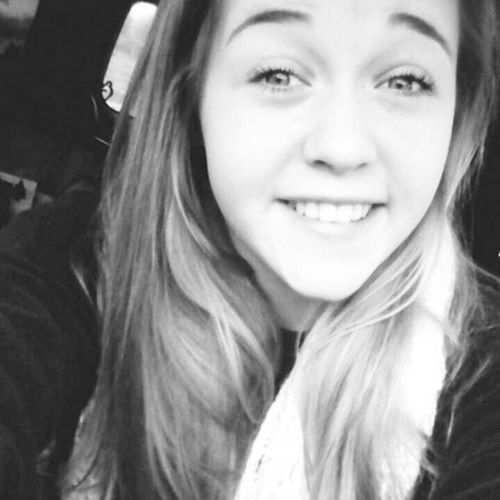 Miranda74685534's profile picture. 