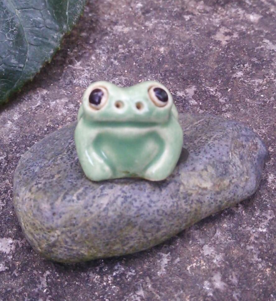 fukurougaeru's profile picture. 犬猫好きの男。インデックスファンドを国際分散投資。元気です。 2012年6月6日Twitter開始したらしい。時々バイクでぶらぶらしています。