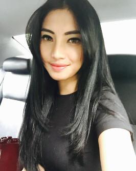 Gista and Fira's Mom