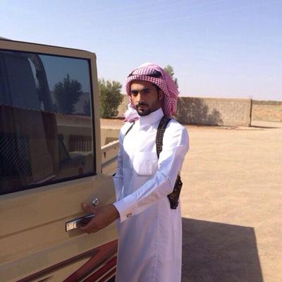 امشي لحالي .. ما تبعت الاسـامــي املك ( فكر ) يوم البشر تملك عقول ! ماني بحاجة شخــص يسمــع كلامــي انا بحاجة شخــص يــفــهم وش اقول !