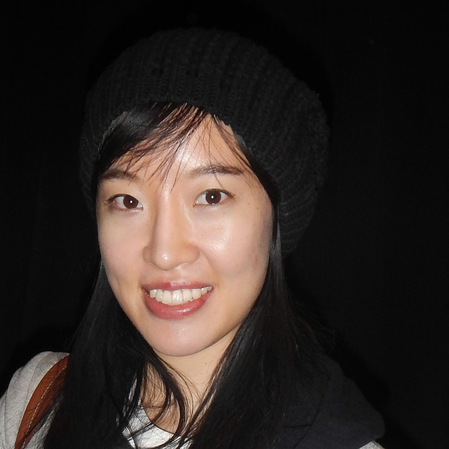 helen_yang's profile picture. Blogger | Editor | Writer