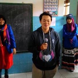 ig : habibi_ahmadd 
line : h.habibi4
fb : ahmad habibi 
email : ahmadhabibi041195@gmail.com
FMIPA (fharmacyst) universitas islam indonesia
