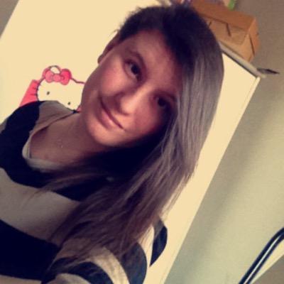 Je follow back ∞ insta: ceci_c_mwa skype: cecilia120999♥ kik : ceci13009 ♥ snapchat : cecispace