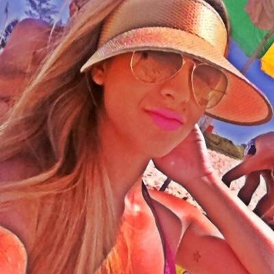Advogada| Mineira| 23| Cruzeirense| Ariana| Apaixonada pela vida