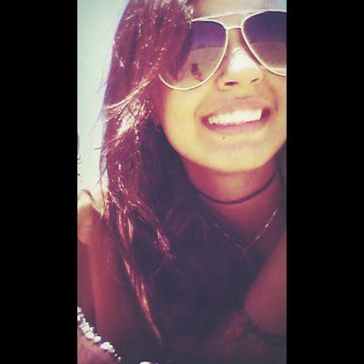 Cada mente é um universo infinito . ॐ