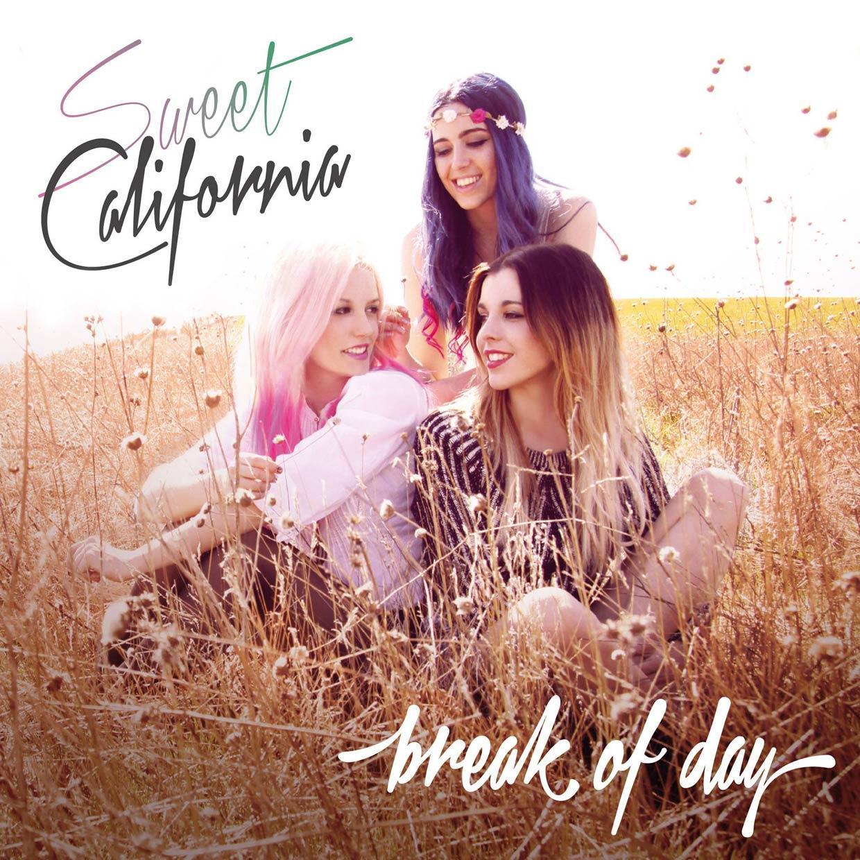 Twitter dedicado a informar sobre la banda femenina del momento: Sweet California - Ajeno a Sweet California.