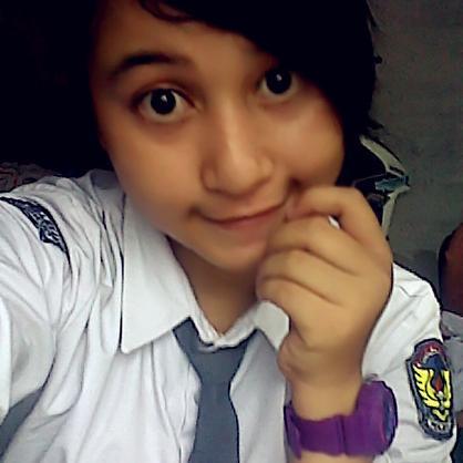 Gue Orngx aapa aada nYaa nilai aaja ndry gmn akuu . . .