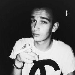 i don't do drugs, i am drugs.