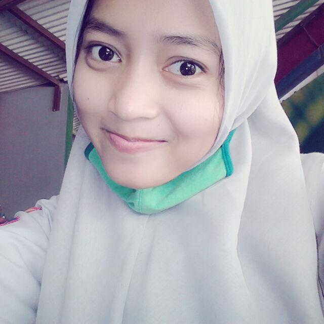 RizkaputriPutri's profile picture. follow aja dolo barang kali kita jodoh | яιzкα ρυтяι αуυ∂ια (˘⌣˘)ε˘`) | 18 oktober 1997 | SMK BINA SISWA UTAMA ( Akuntansi ) | Rese Senggol Bacok~