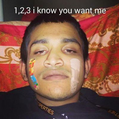 NYC Queens,Age:19,Single,Educated,working.